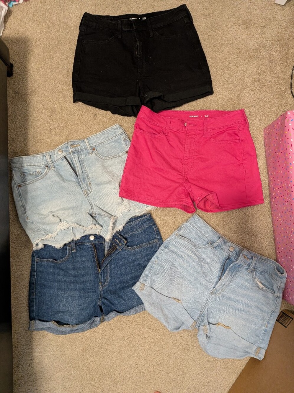 (5) Pair *Unused* Old Navy Women Shorts